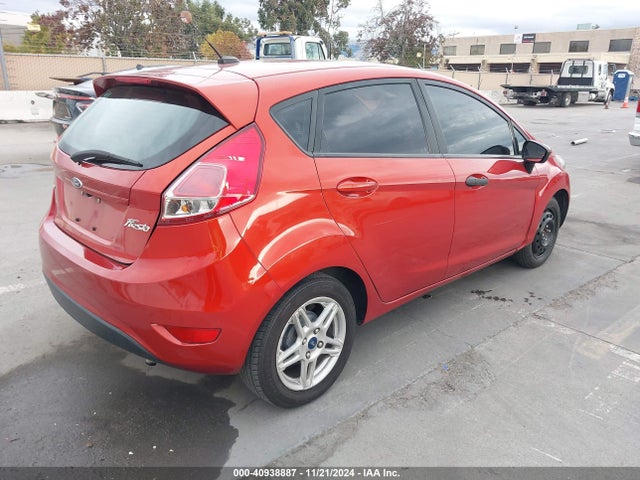 Ford FIESTA SE 2019 3FADP4EJ8KM110919 Image 4