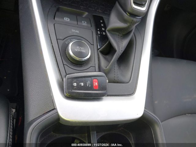 JTMB6RFV3ND071207 Toyota Rav4 Hybrid Xle Premium