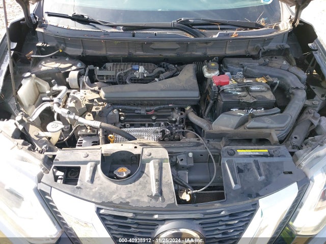 Nissan ROGUE S 2018 5N1AT2MT2JC756047 Image 10