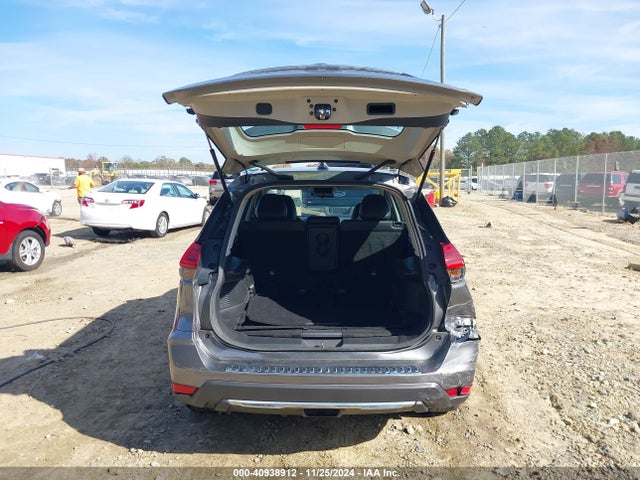 Nissan ROGUE S 2018 5N1AT2MT2JC756047 Image 18