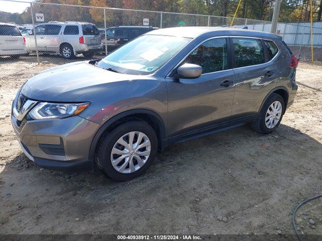 Nissan ROGUE S 2018 5N1AT2MT2JC756047 Image 2