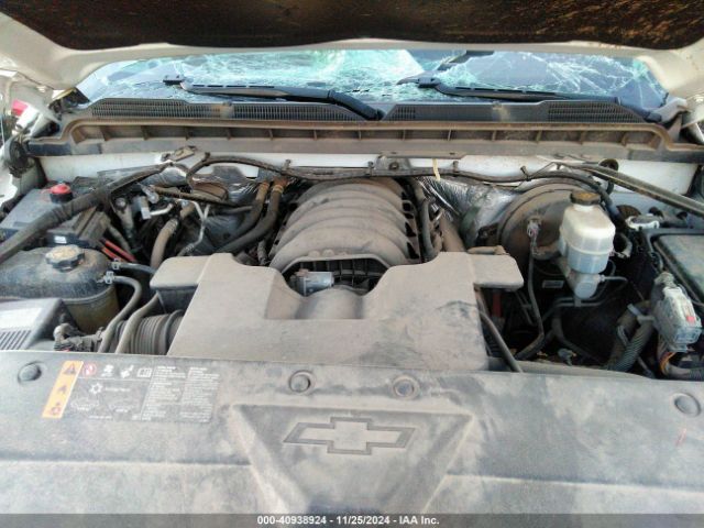 1GCVKREC1JZ266423 Chevrolet Silverado 1500 2lt