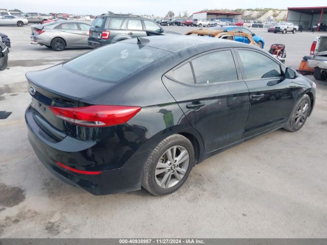 5NPD84LF7JH273796 Hyundai ELANTRA SEL
