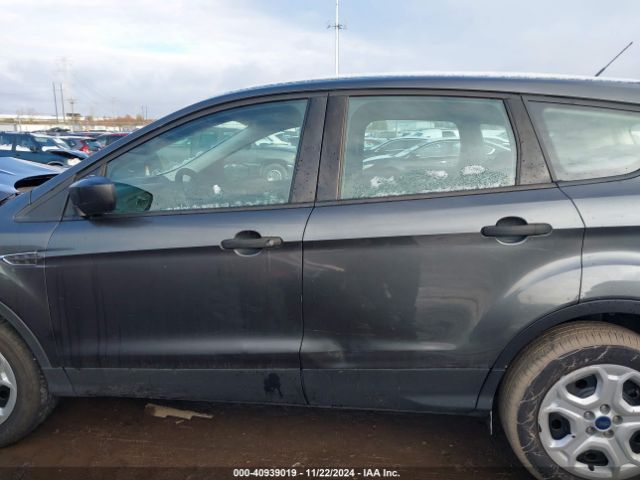 1FMCU0F71KUB23948 Ford ESCAPE S
