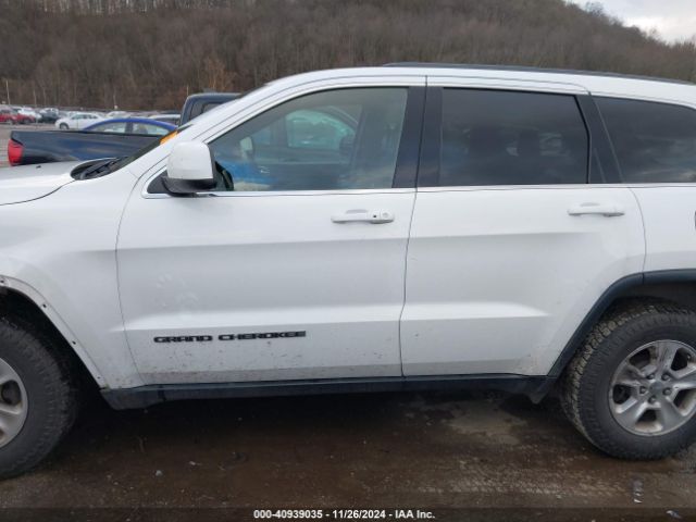 1C4RJFAG3HC645139 Jeep Grand Cherokee Laredo 4x4