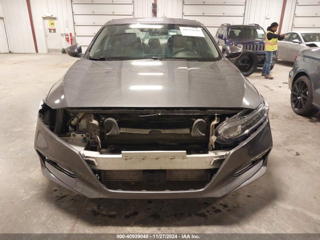 Honda ACCORD LX 2018 1HGCV1F11JA100707 Image 13