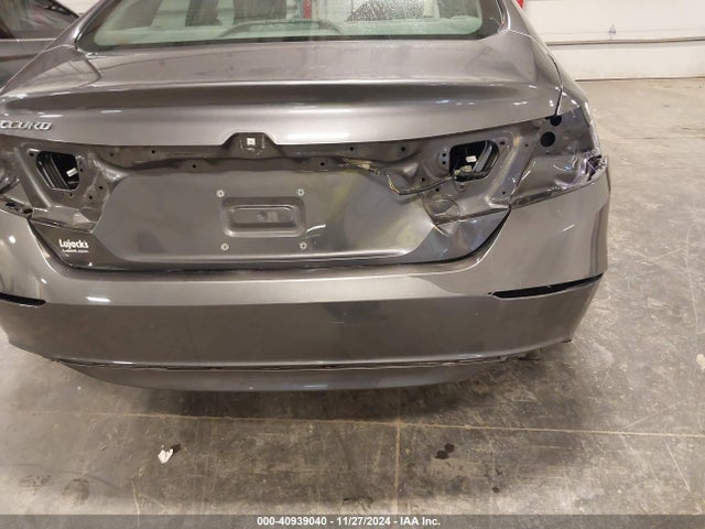 Honda ACCORD LX 2018 1HGCV1F11JA100707 Image 19