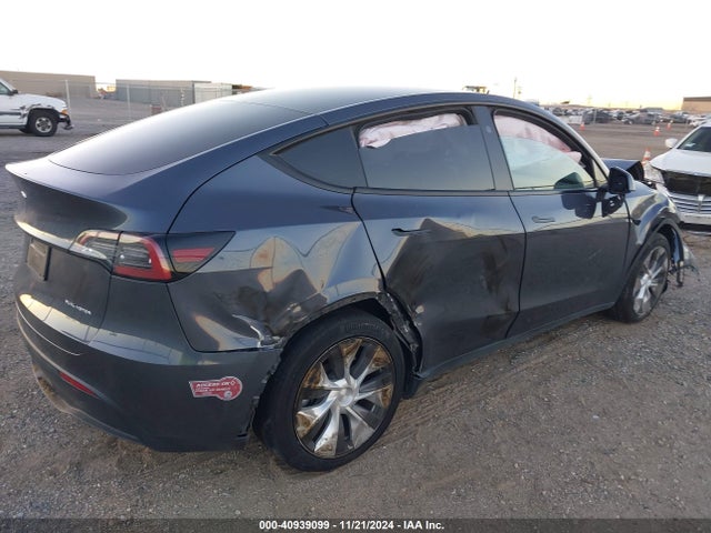 2023 TESLA MODEL Y 7SAYGAEE0PF907791 Photo 3