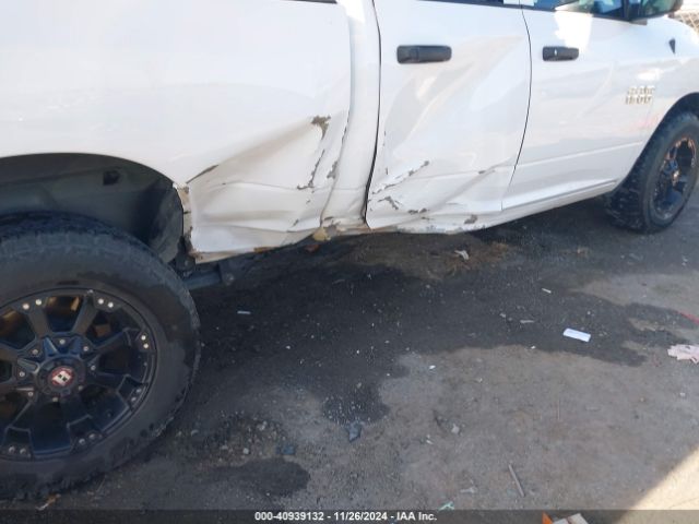 1C6RR6FG1JS304262 RAM 1500 Tradesman  4x2 6'4 Box