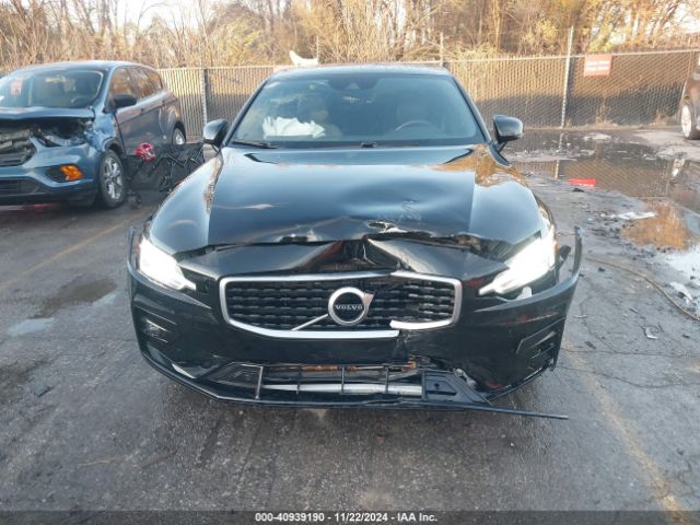7JRA22TM3KG016892 Volvo S60 T6 R-design