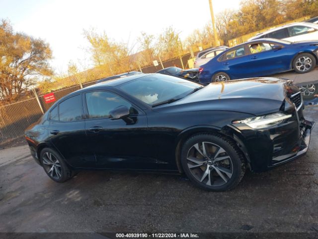 7JRA22TM3KG016892 Volvo S60 T6 R-design