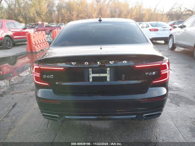 7JRA22TM3KG016892 Volvo S60 T6 R-design