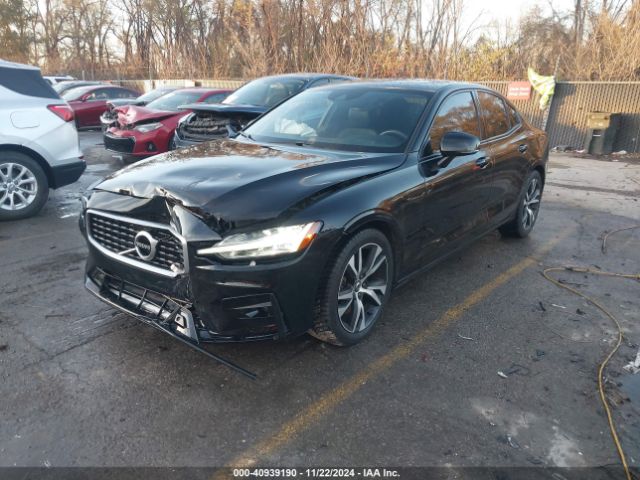 7JRA22TM3KG016892 Volvo S60 T6 R-design