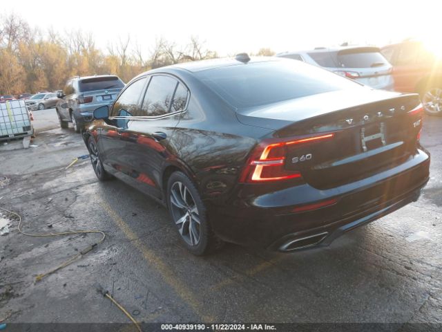 7JRA22TM3KG016892 Volvo S60 T6 R-design