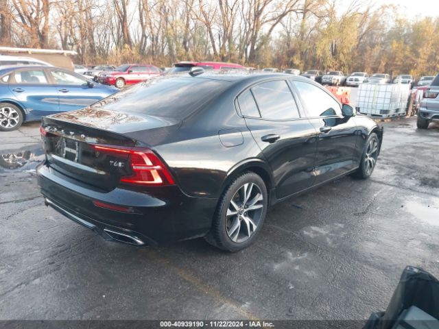 7JRA22TM3KG016892 Volvo S60 T6 R-design