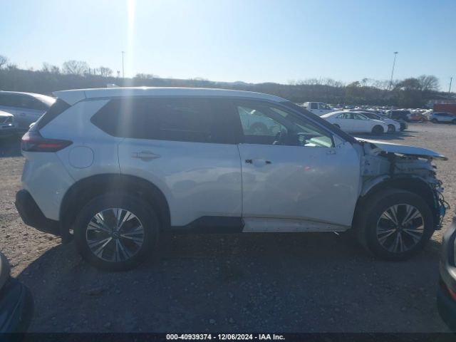 5N1BT3BB6NC698714 Nissan Rogue Sv Intelligent Awd
