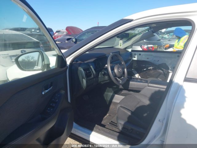 5N1BT3BB6NC698714 Nissan Rogue Sv Intelligent Awd