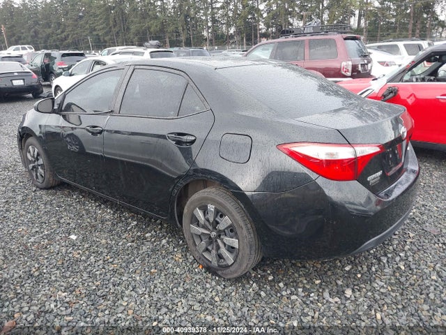 Toyota COROLLA LE 2015 5YFBURHE9FP211407 Image 3