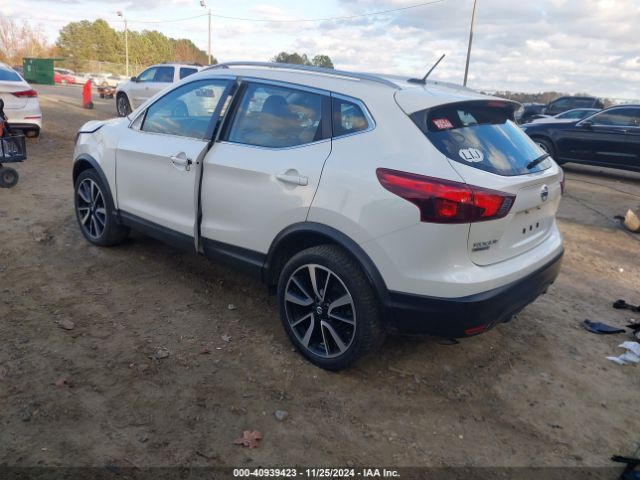 JN1BJ1CP2HW031590 Nissan Rogue Sport Sl