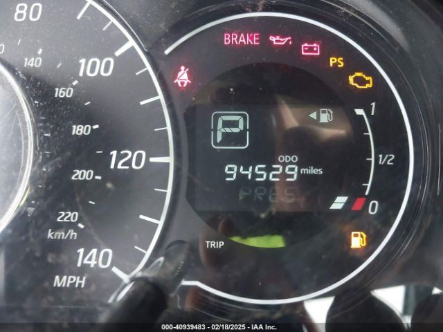 3N1CE2CPXHL371574 Nissan Versa Note Sv