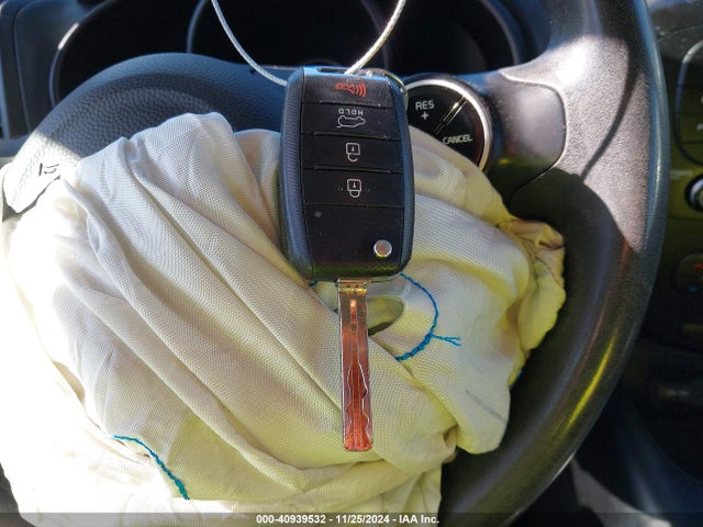 KIA SOUL + 2017 KNDJP3A53H7475463 Image 11
