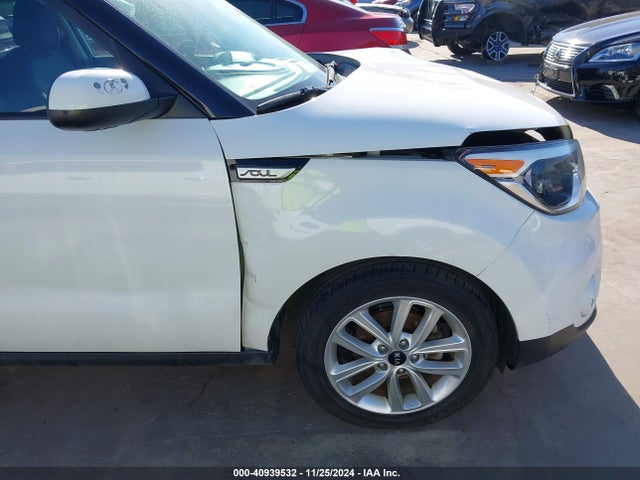 KIA SOUL + 2017 KNDJP3A53H7475463 Image 19