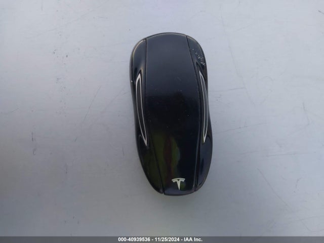 2016 TESLA MODEL S 5YJSA1E22GF161001 Photo 10