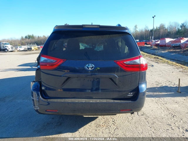 5TDJZ3DCXLS250685 Toyota SIENNA LE