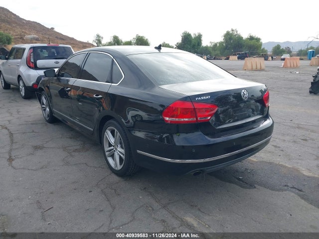 1VWCS7A31EC084857 Volkswagen Passat 1.8t Sel Premium