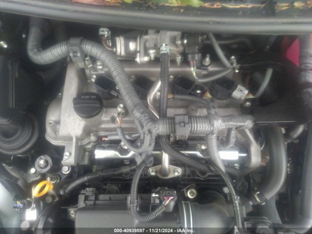 JTDKDTB36F1111337 Toyota Prius C Two