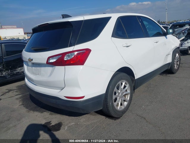 Chevrolet EQUINOX LS 2019 3GNAXHEV2KS567591 Image 4
