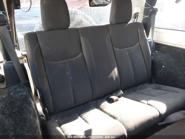 1C4AJWAG9EL233347 Jeep Wrangler Sport