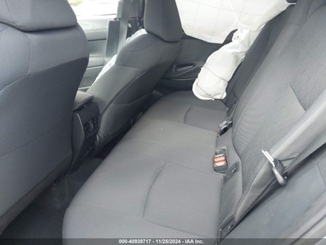 7MUCAAAG3PV047757 Toyota Corolla Cross Le