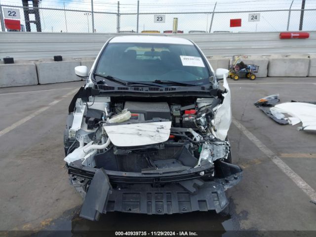 1N4AZ1CP0KC307992 Nissan LEAF S