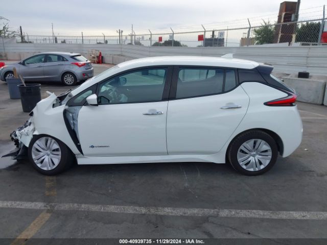 1N4AZ1CP0KC307992 Nissan LEAF S