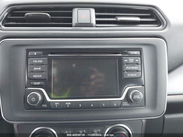 1N4AZ1CP0KC307992 Nissan LEAF S