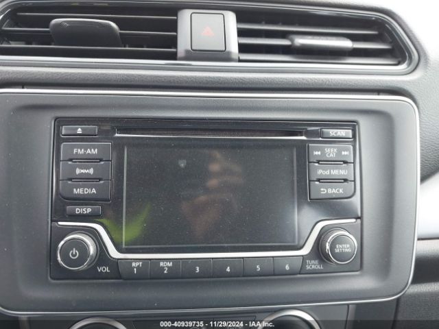 1N4AZ1CP0KC307992 Nissan LEAF S