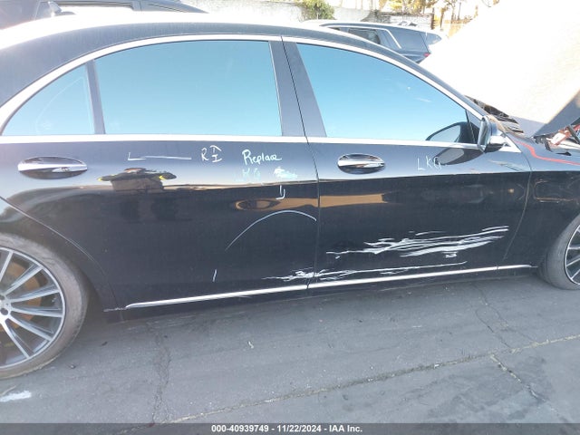WDDUG8CB9FA112944 Mercedes-Benz S 550
