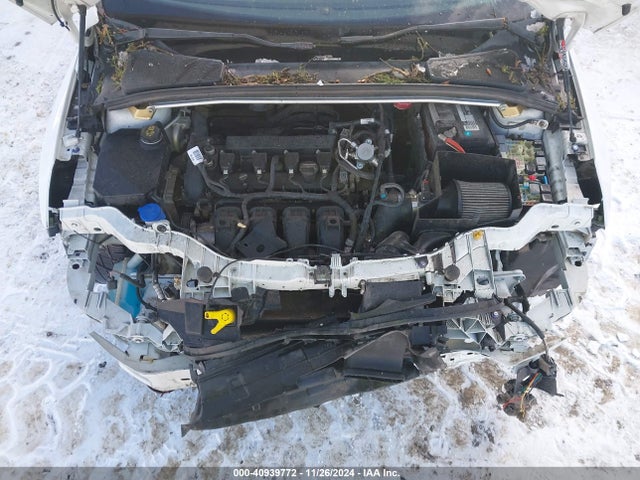 Ford FOCUS SE 2016 1FADP3K27GL270810 Image 10