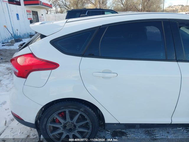 Ford FOCUS SE 2016 1FADP3K27GL270810 Image 21