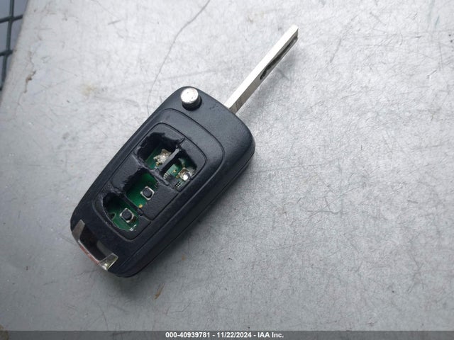 1G1PA5SH8E7406904 Chevrolet Cruze Ls Auto