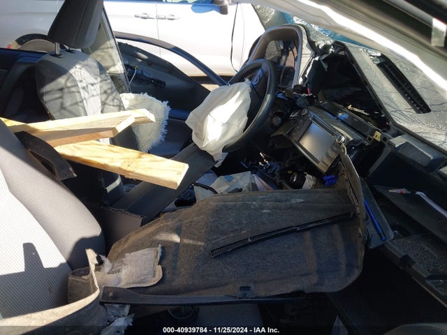 Toyota RAV4 LE 2014 JTMBFREV1ED095460 Image 5
