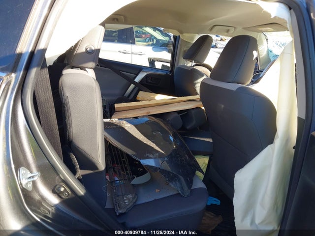 Toyota RAV4 LE 2014 JTMBFREV1ED095460 Image 8