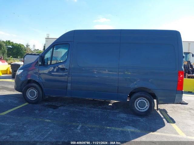 WD4PF0CD3KP074797 Mercedes-Benz Sprinter 2500 High Roof V6/standard Roof V6