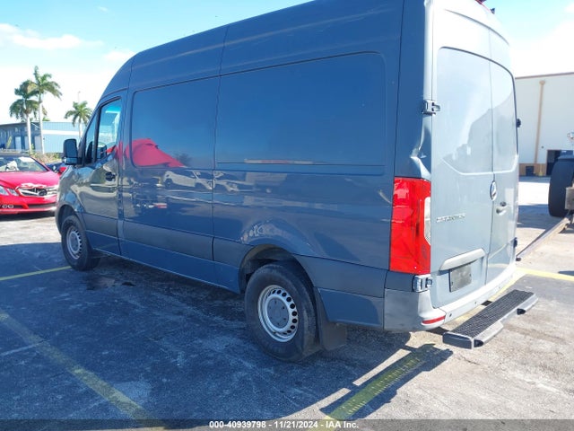 WD4PF0CD3KP074797 Mercedes-Benz Sprinter 2500 High Roof V6/standard Roof V6