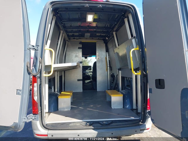 WD4PF0CD3KP074797 Mercedes-Benz Sprinter 2500 High Roof V6/standard Roof V6
