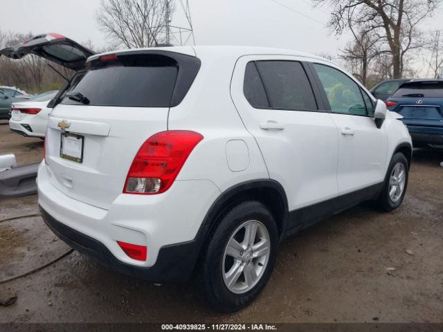 KL7CJKSB2LB320026 Chevrolet Trax Fwd Ls