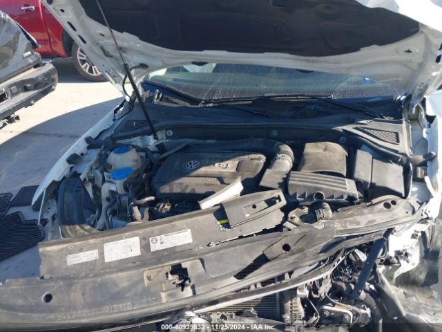1VWDT7A39HC052759 Volkswagen Passat 1.8t R-line