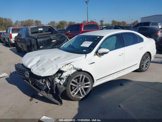1VWDT7A39HC052759 Volkswagen Passat 1.8t R-line