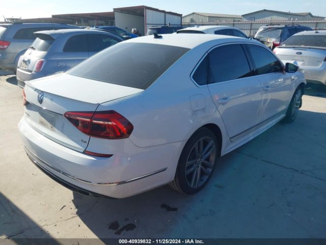 1VWDT7A39HC052759 Volkswagen Passat 1.8t R-line